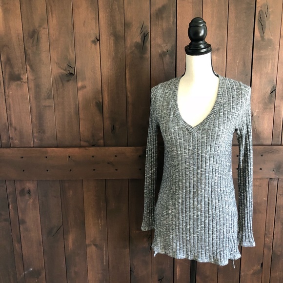 $SOLD$ ANTHROPOLOGIE DELETTA Ribbed V-Neck Tunic - Picture 3 of 8